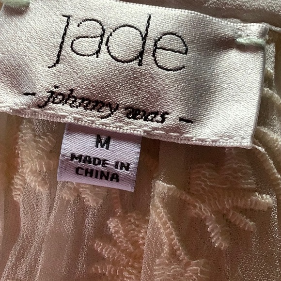 NWOT Johnny Was Rosanna Embroidered Top in Antique White - Picture 7 of 8